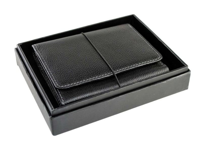 premium-corporate-gifting-executive-gift-set-uae